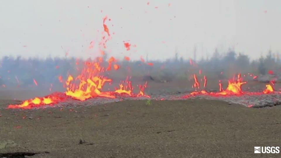 video thumbnail: Spattering Near Propagating Fissure