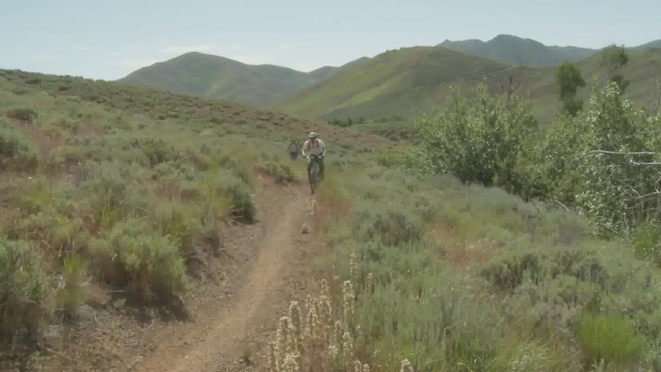 video thumbnail: Rotarun Trail - Mountain Biker Haven