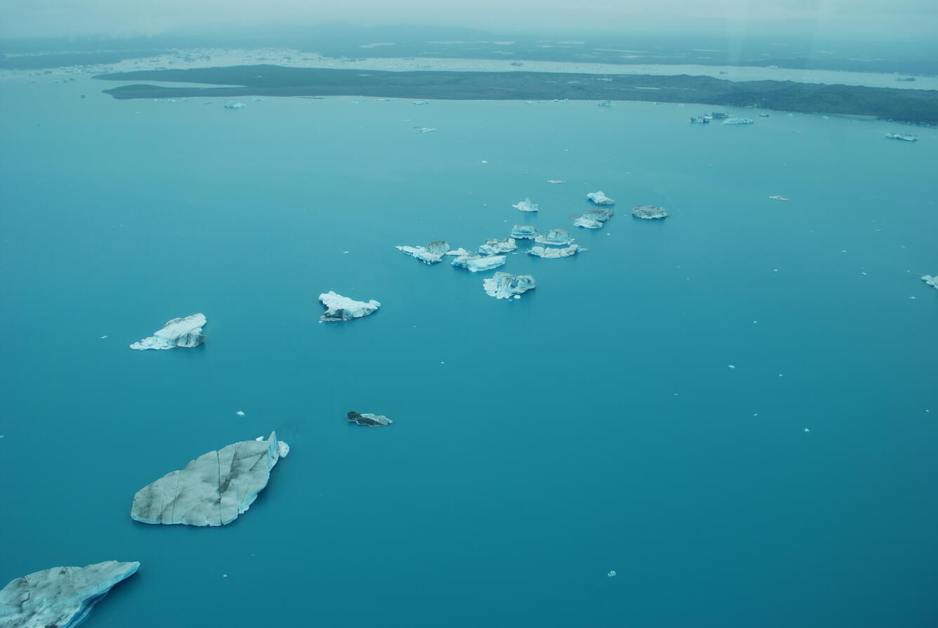 Image: No Title Available