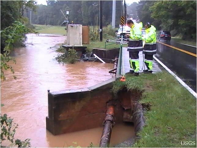 Image: 2009 Atlanta Flood and Stream Gage Repairs 