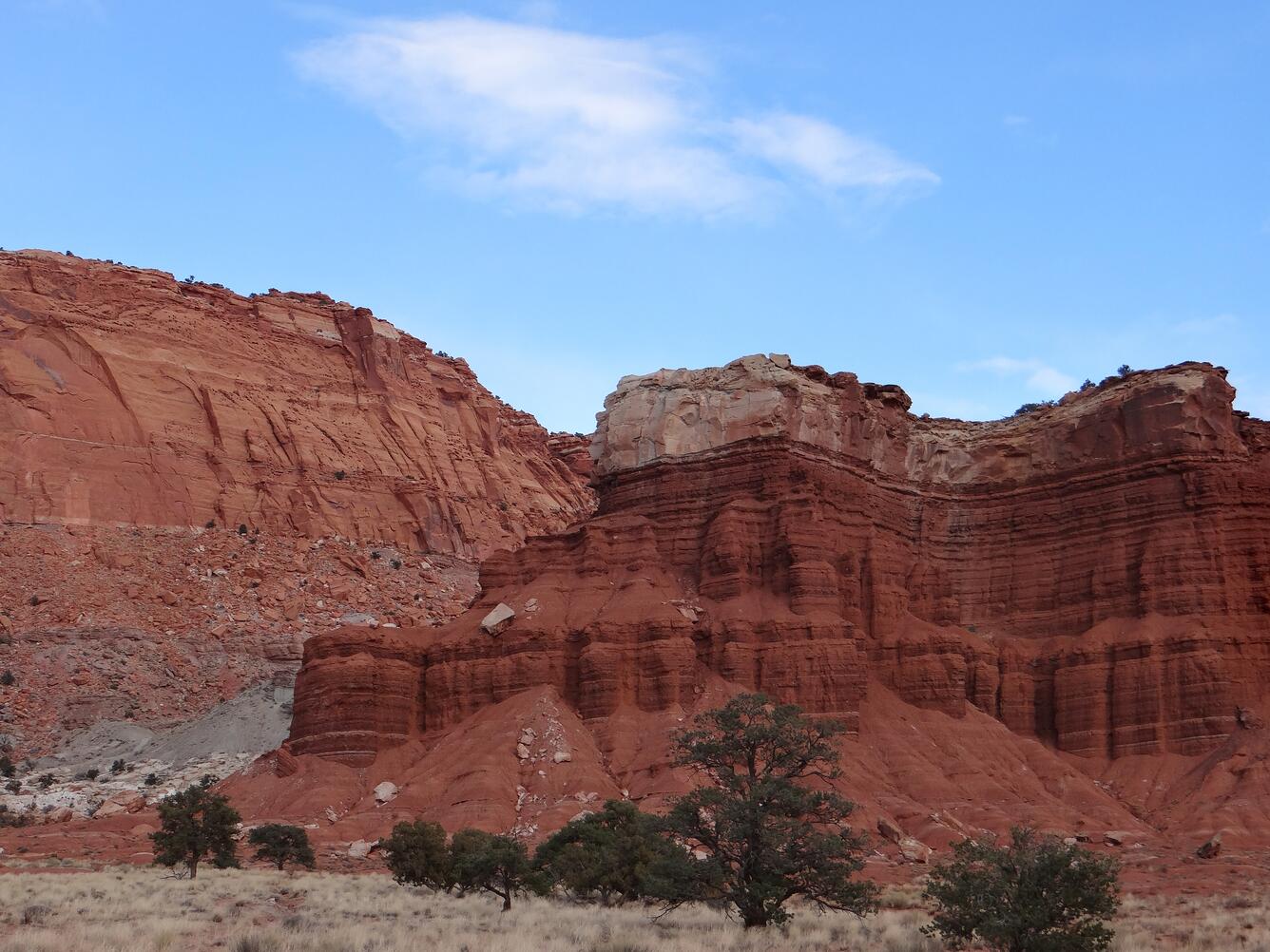 Image: Sandstone Formations in Capitol Reef