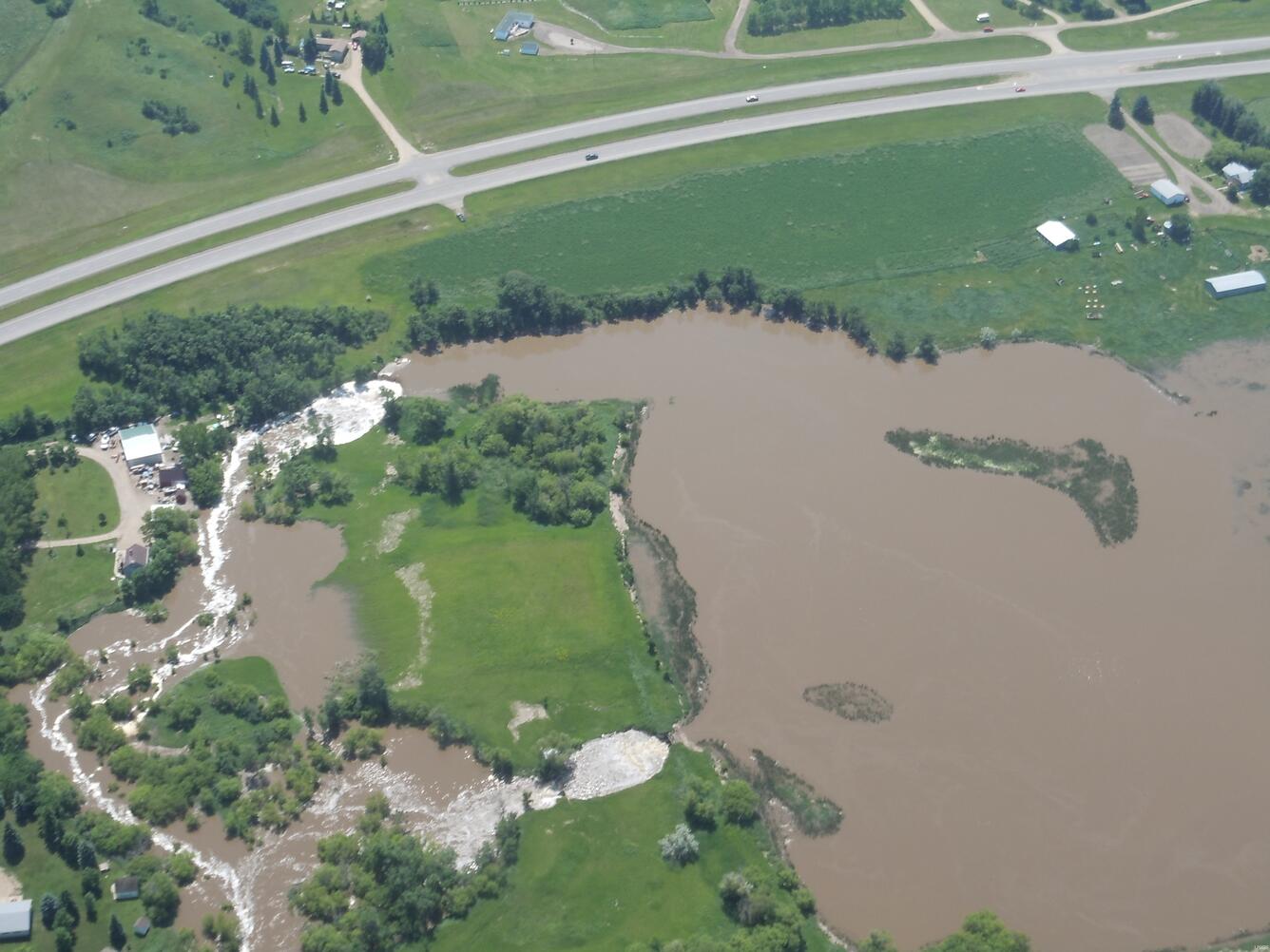 Image: The Des Lacs River