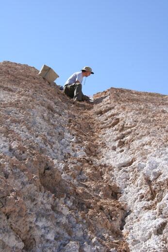 Image: Sampling in Death Valley