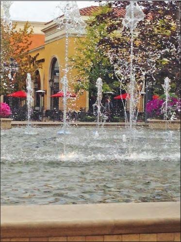 Image: Fountain Water Display