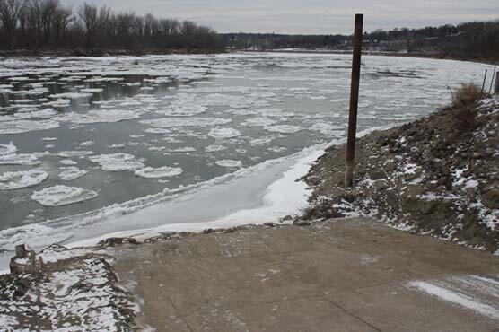 Image: Missouri River Ice