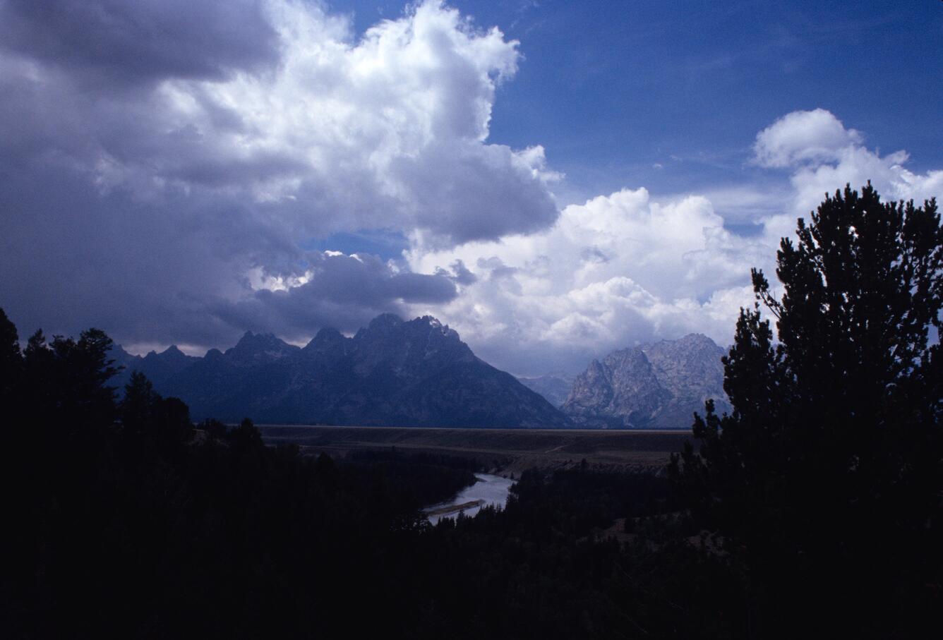 Image: Mountains and Snake River