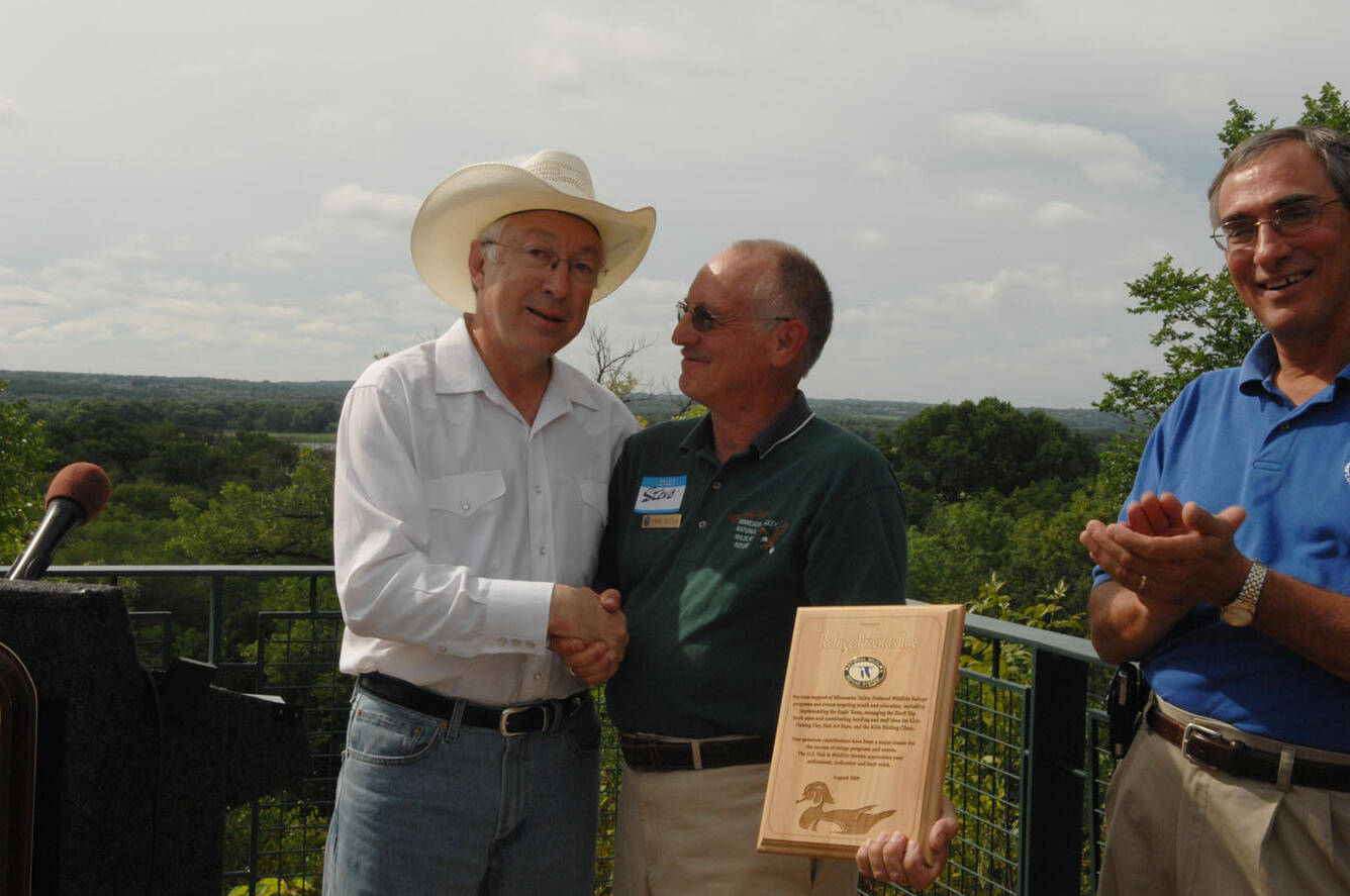 Image: Interior Invests $286,000 in Minnesota Valley NWR