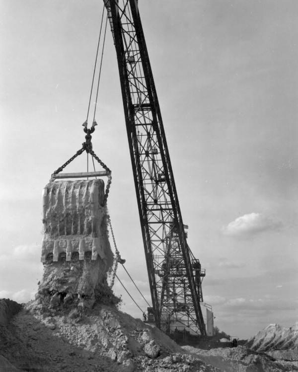 Image: Historical Phosphate Mining, in Peace River, Fl