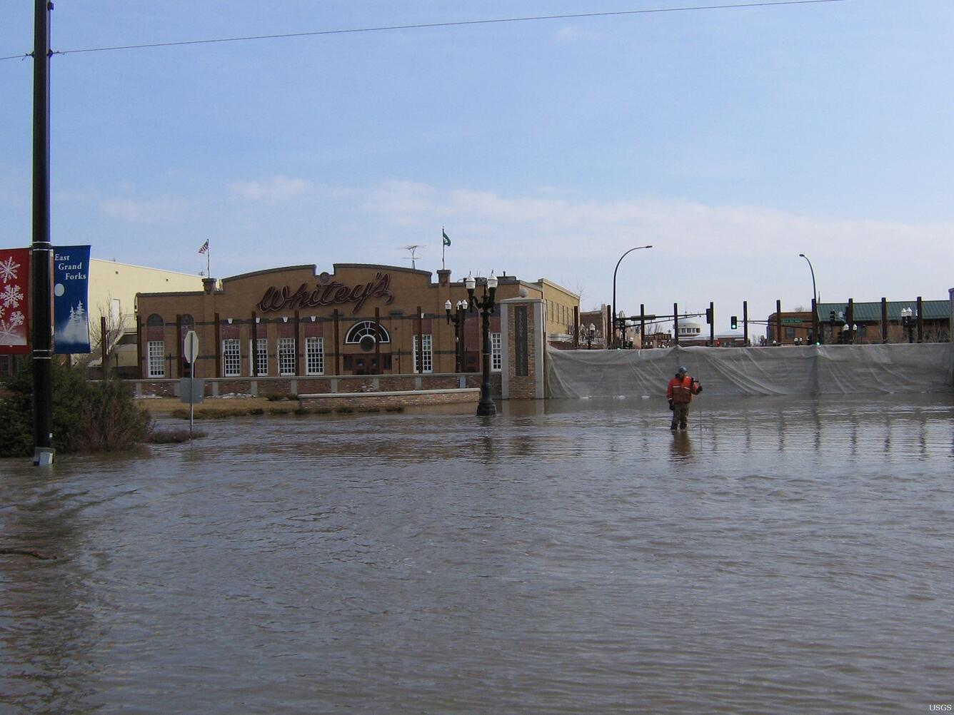 Image: Flooding of Whitey's Restaurant