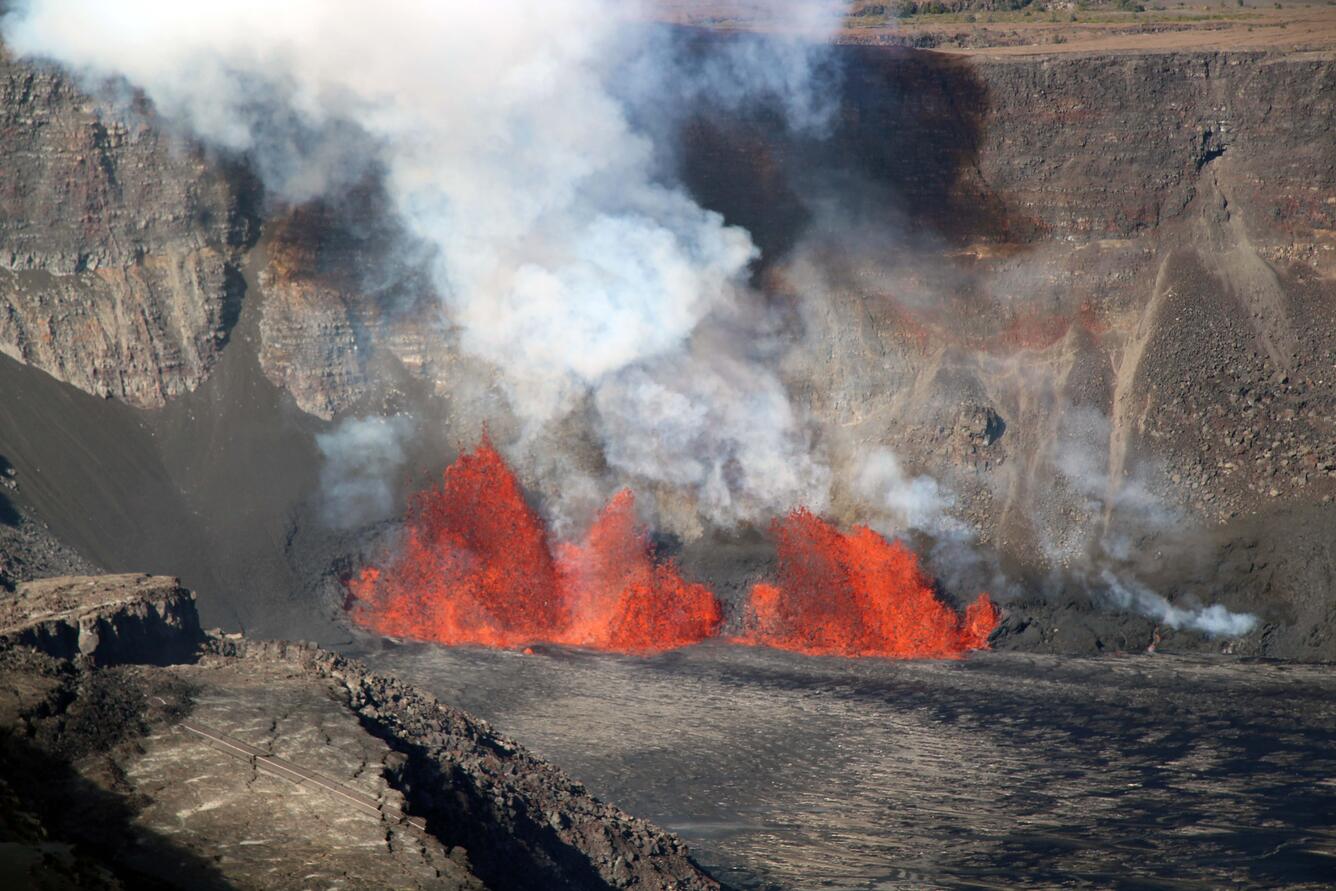 Color photograph of active lava fountains