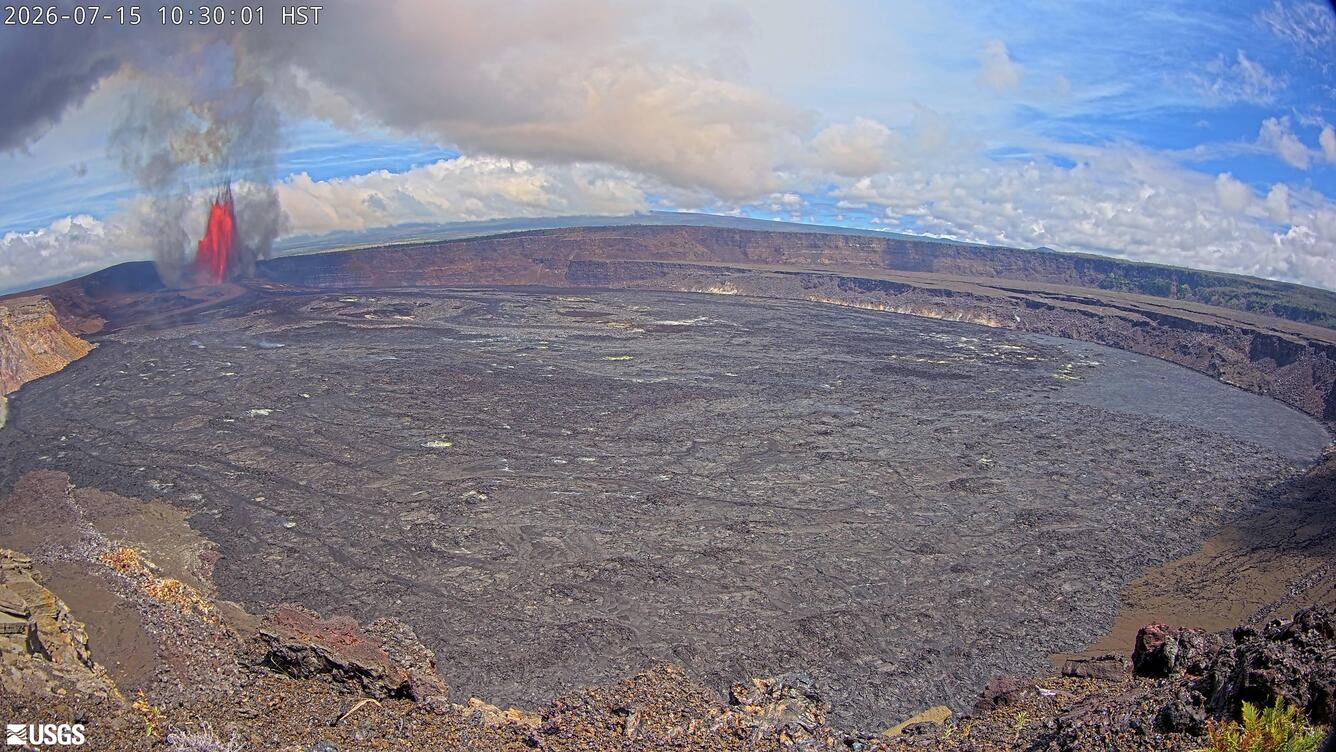Color photograph of lava fountain