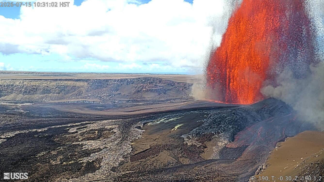 Color photograph of lava fountain