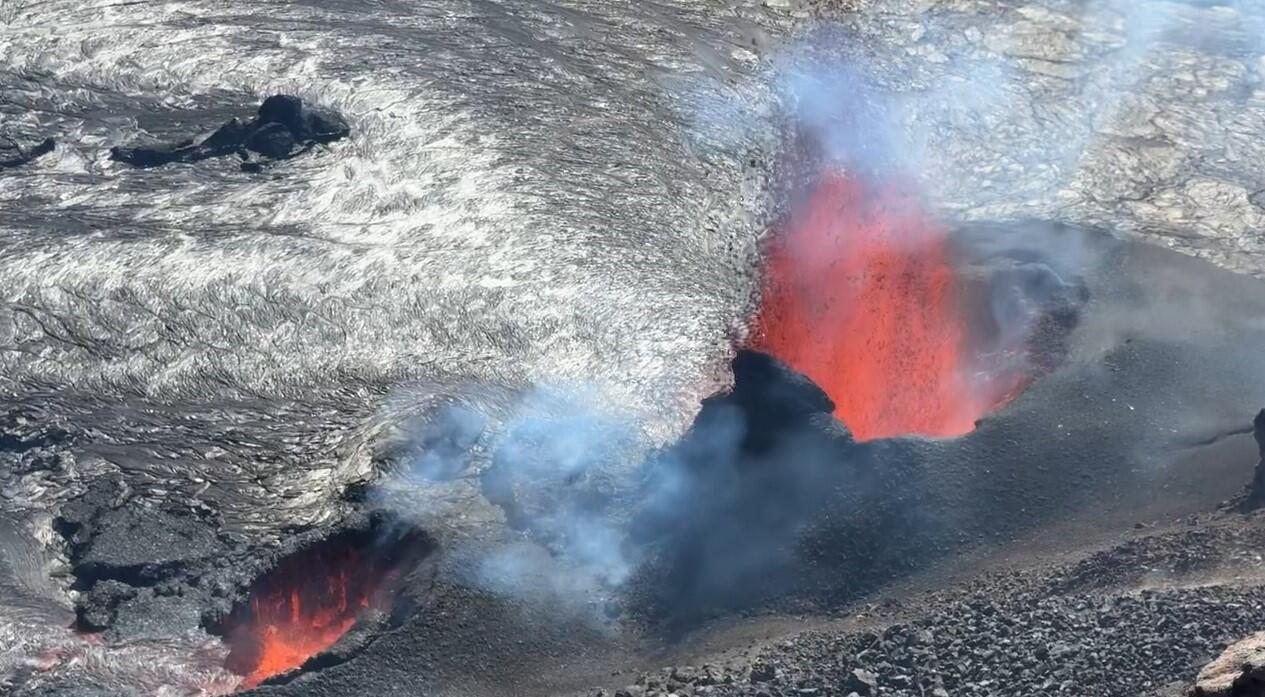Color photograph of erupting vents