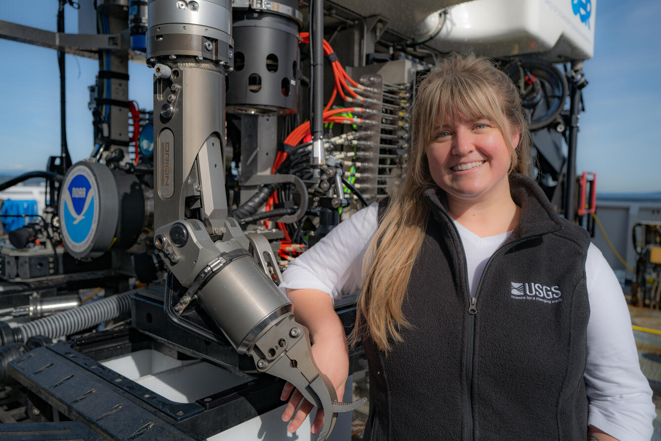 photo of woman scientist