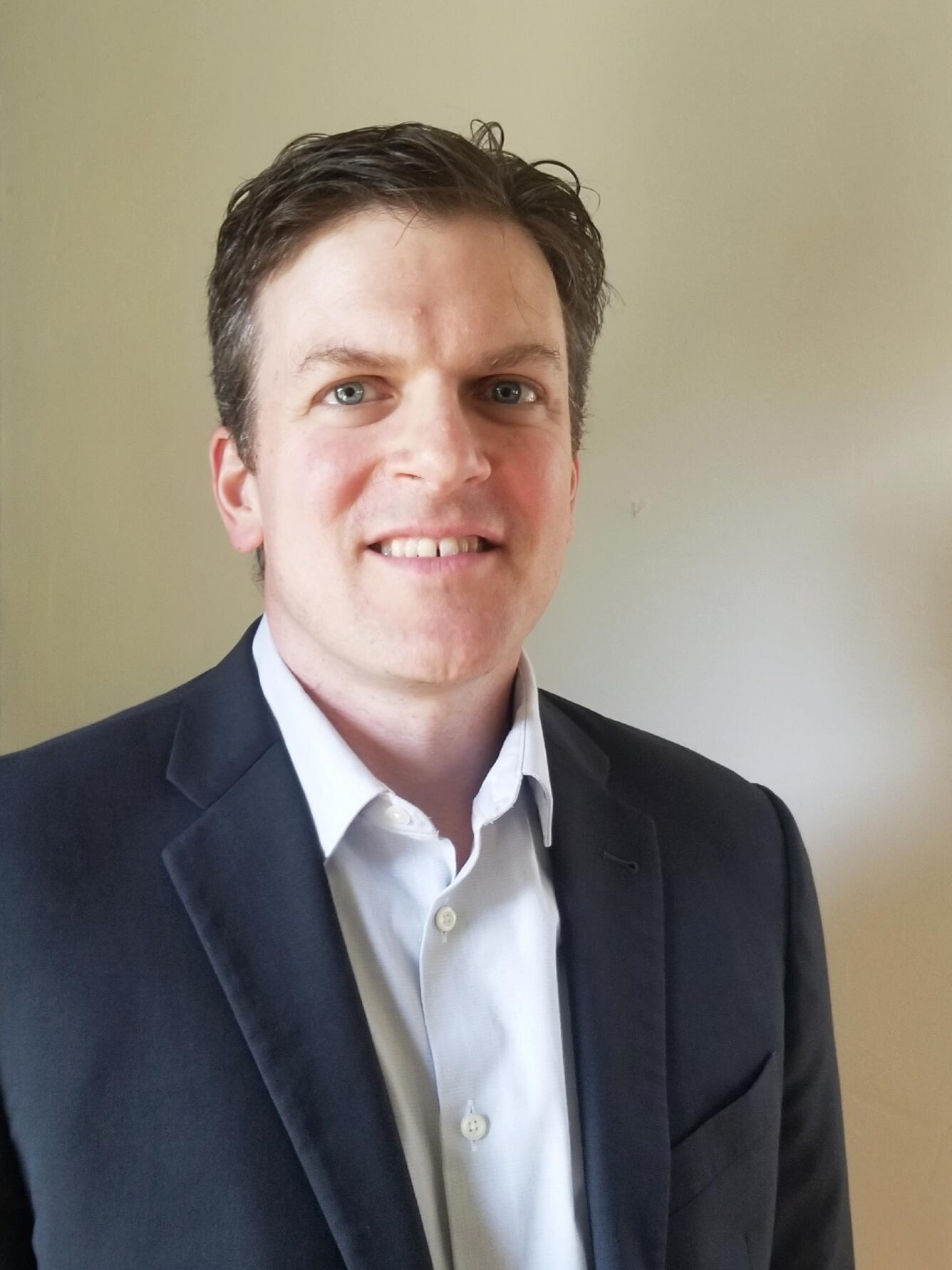 Portrait photo of Ken Bagstad