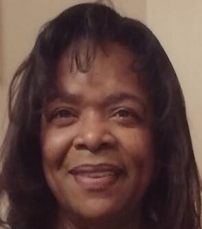 Carolyn Reid headshot