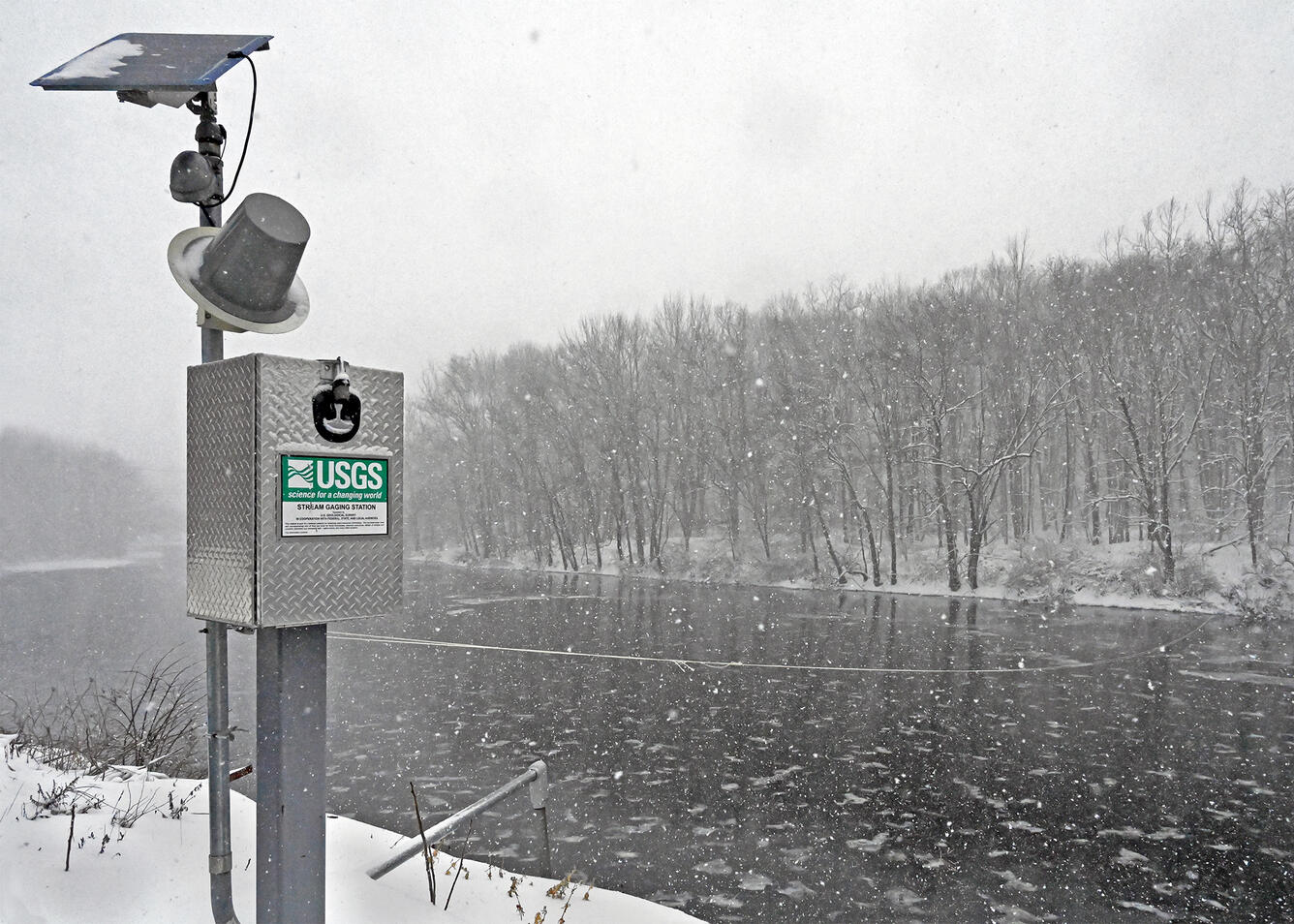 Streamgage in Connecticut Snowstorm