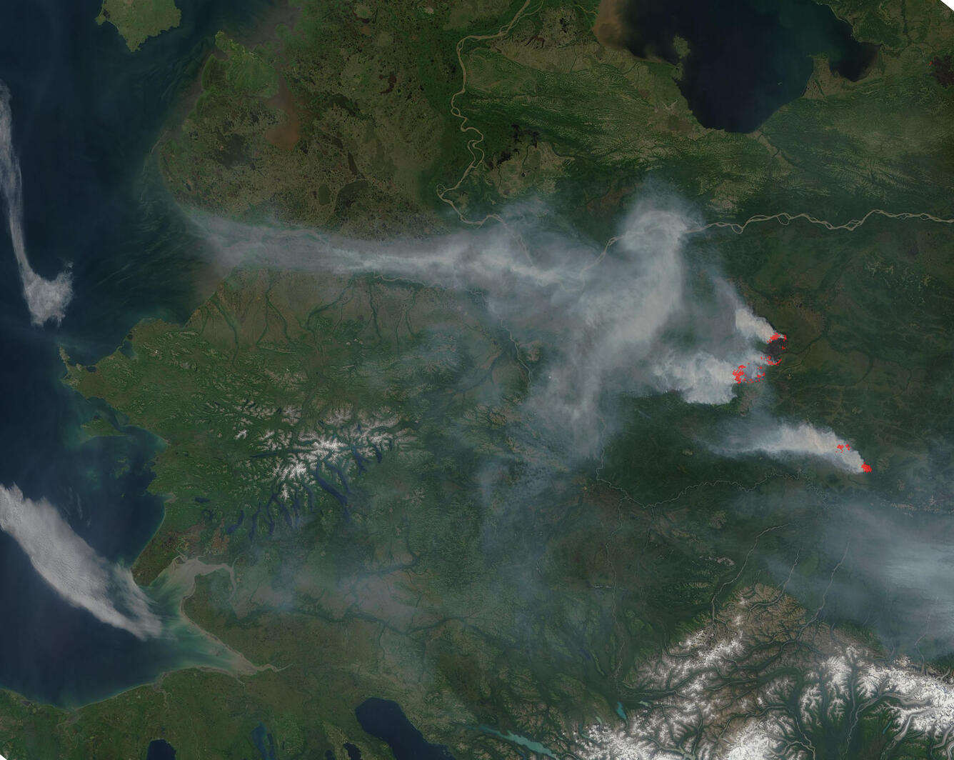 Aerial image of smoke plumes over Alaska.