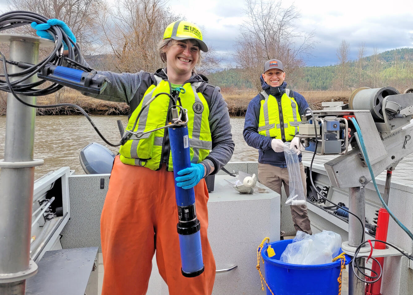 Water-quality sampling on the Coeur d'Alene River, northern Idaho
