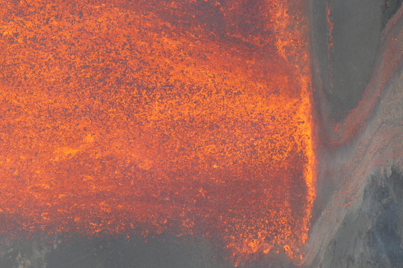 Color photograph of lava fountains