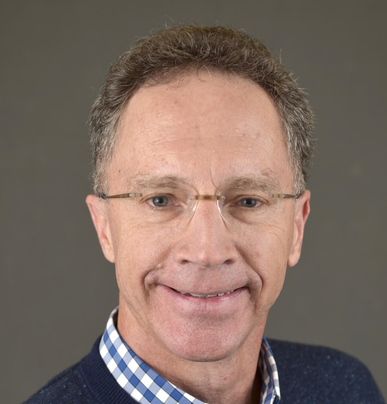 Headshot of Geoff Plumlee