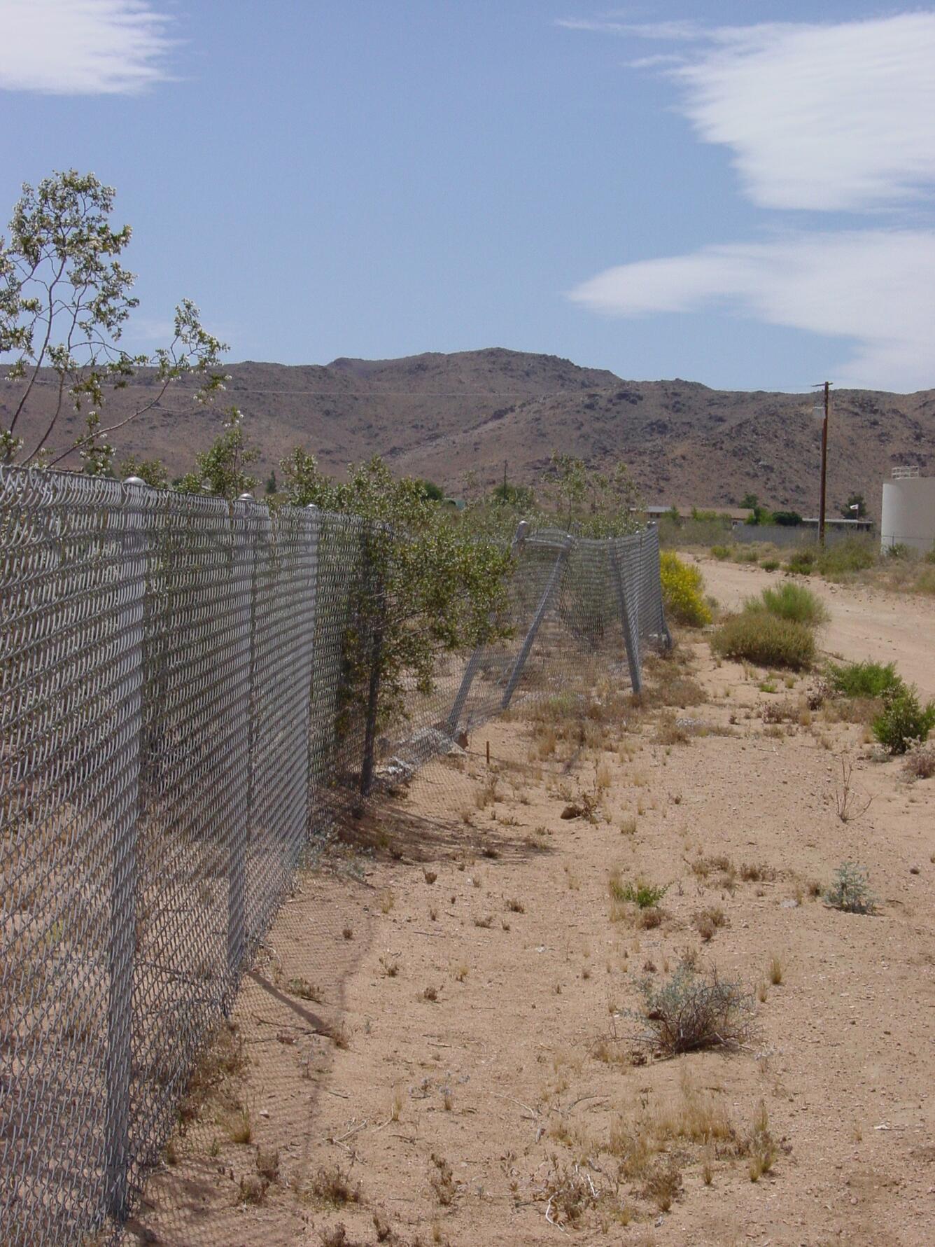 photo of offset fence