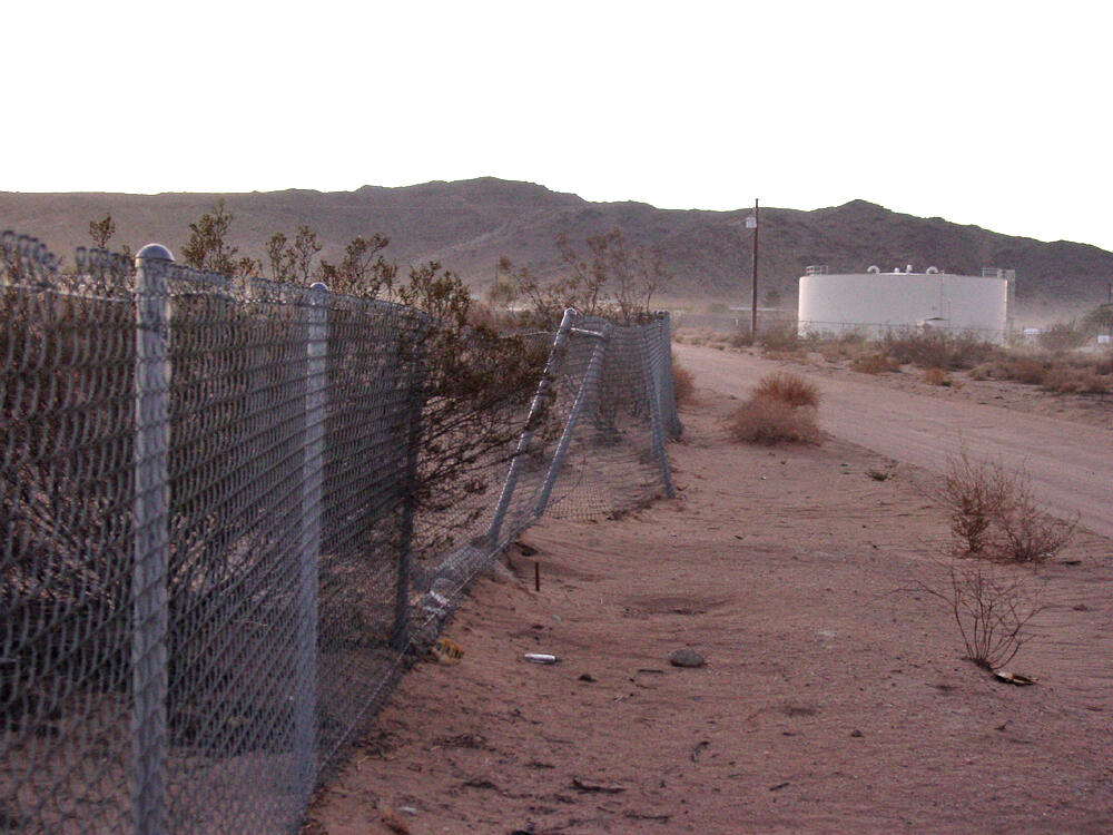 photo of offset fence