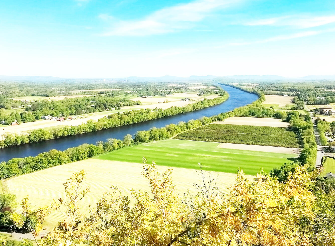 Connecticut River view from Mount Sugarloaf in South Deerfield, MA​.​