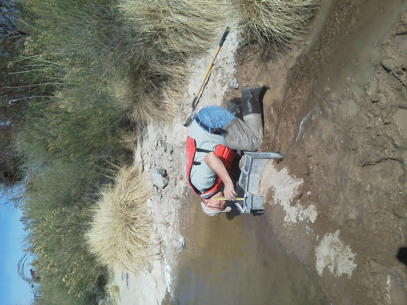 Tony Carson recording flume measurement
