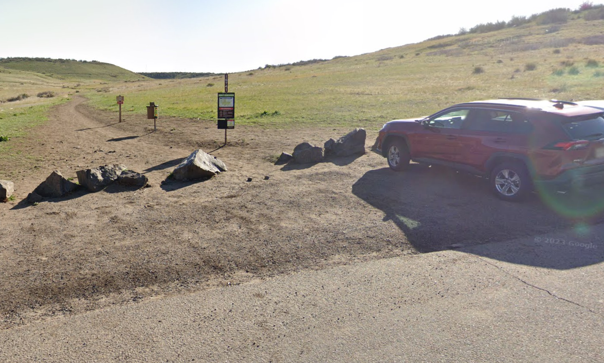 Screenshot from Google Street View ™ of the Golden Hills Access point at South Table Mountain in Golden, Colorado.