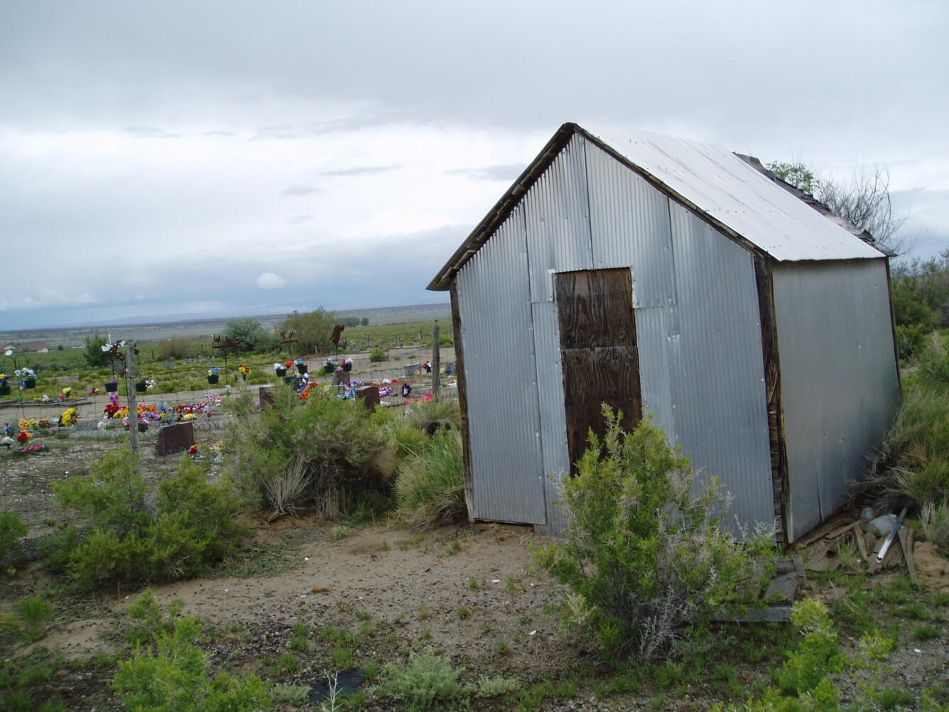 Well house at West Desert Cemetery