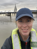 woman in baseball cap
