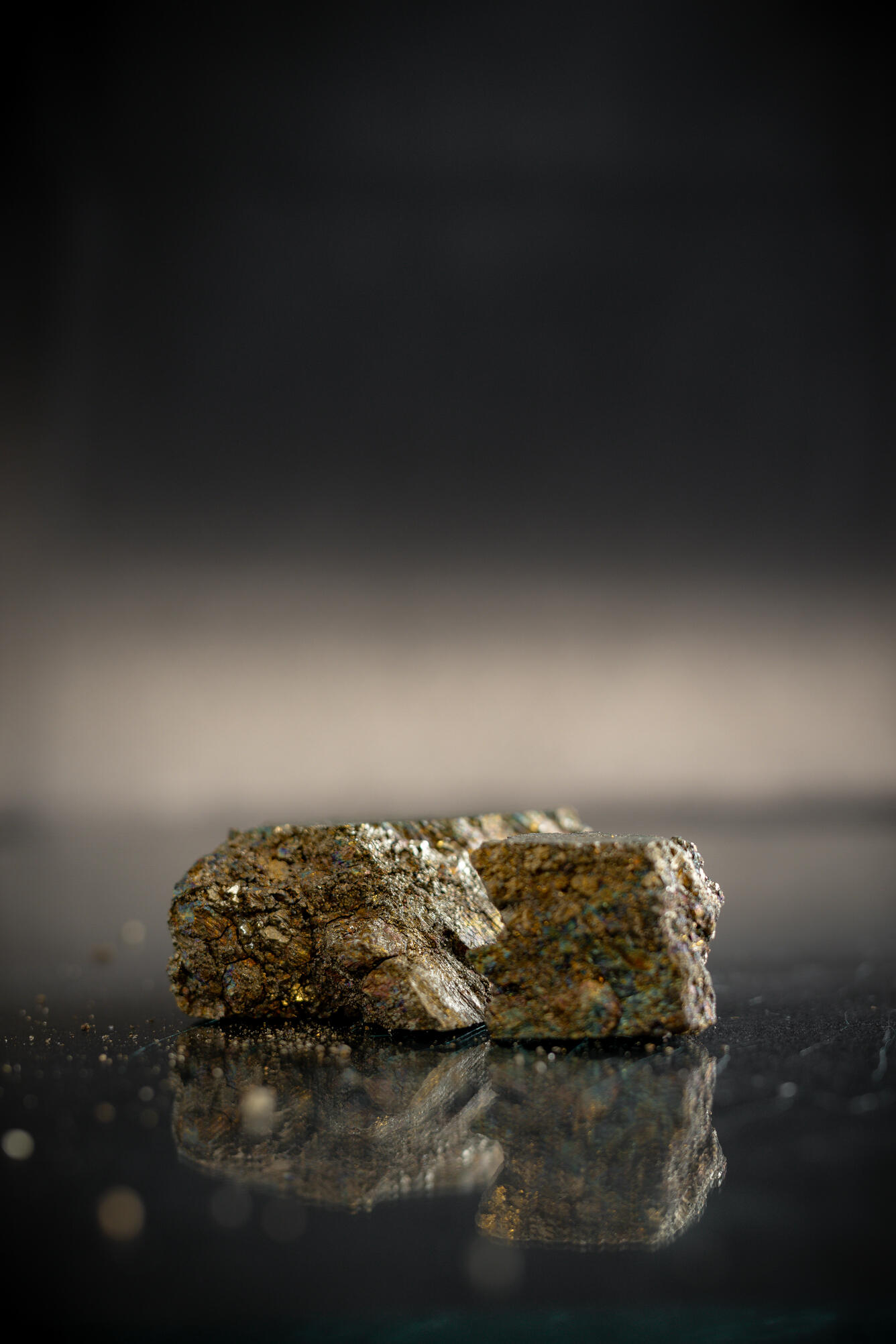 High-definition image showing metallic texture and layered structure.