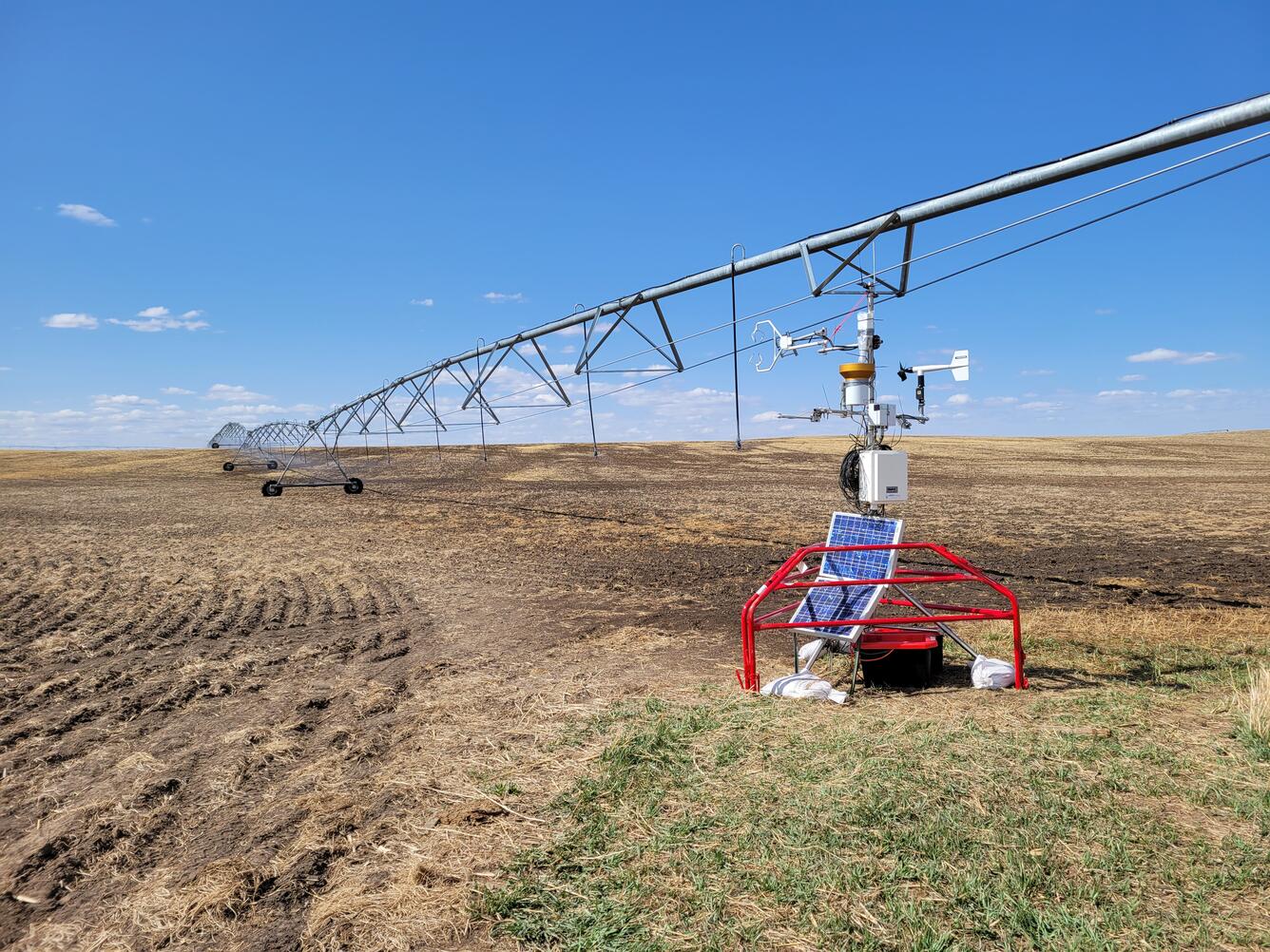 An eddy covariance tower in an irrigated field. 