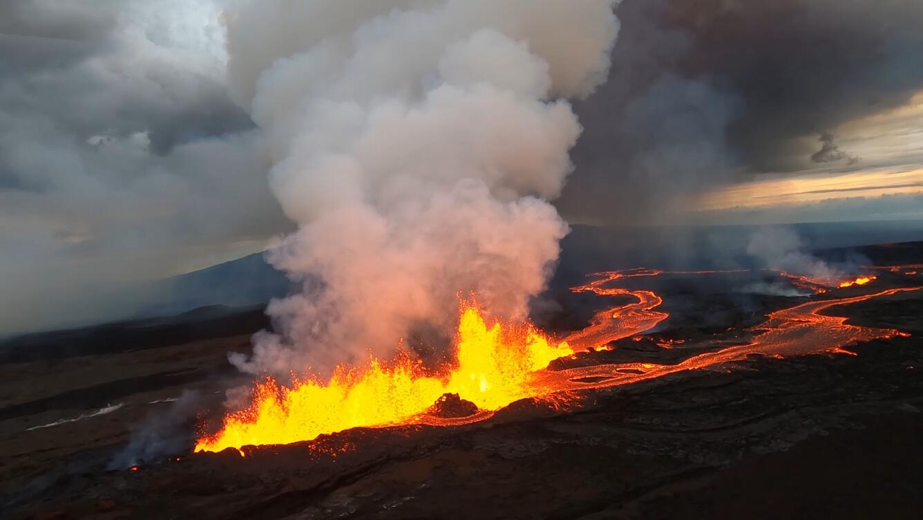 lava erupting