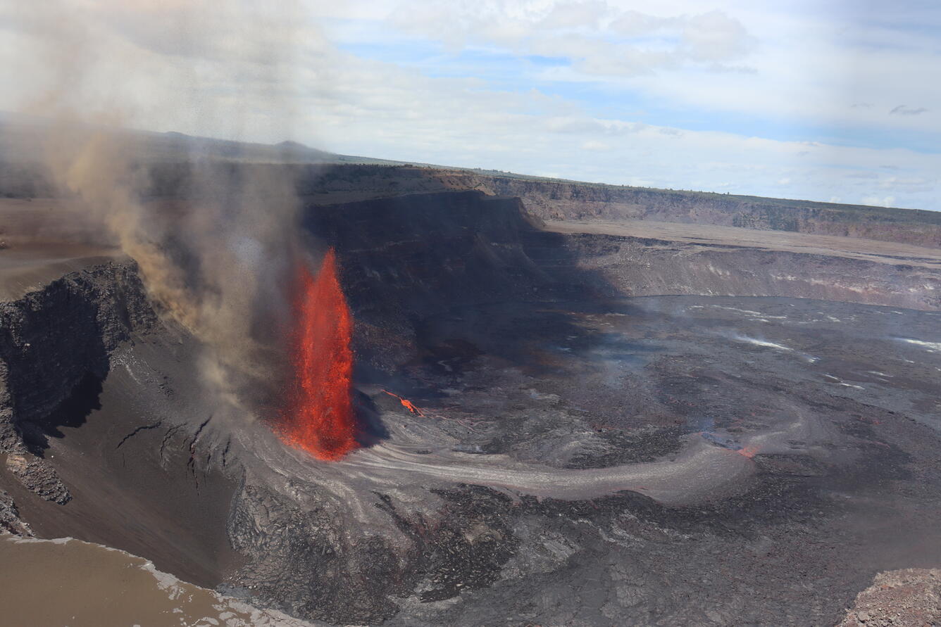 Color photograph of lava fountain