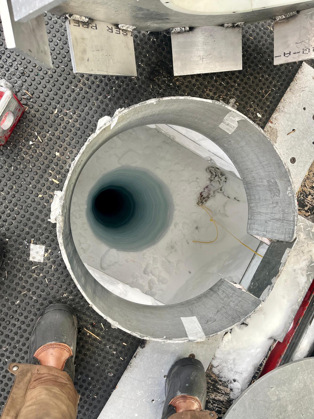 DeepIceSeismometer-Test-Hole-Photo