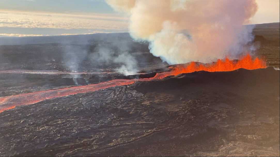 Lava erupting from fissure, view from above