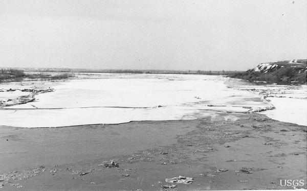 Image: Missouri River Upstream