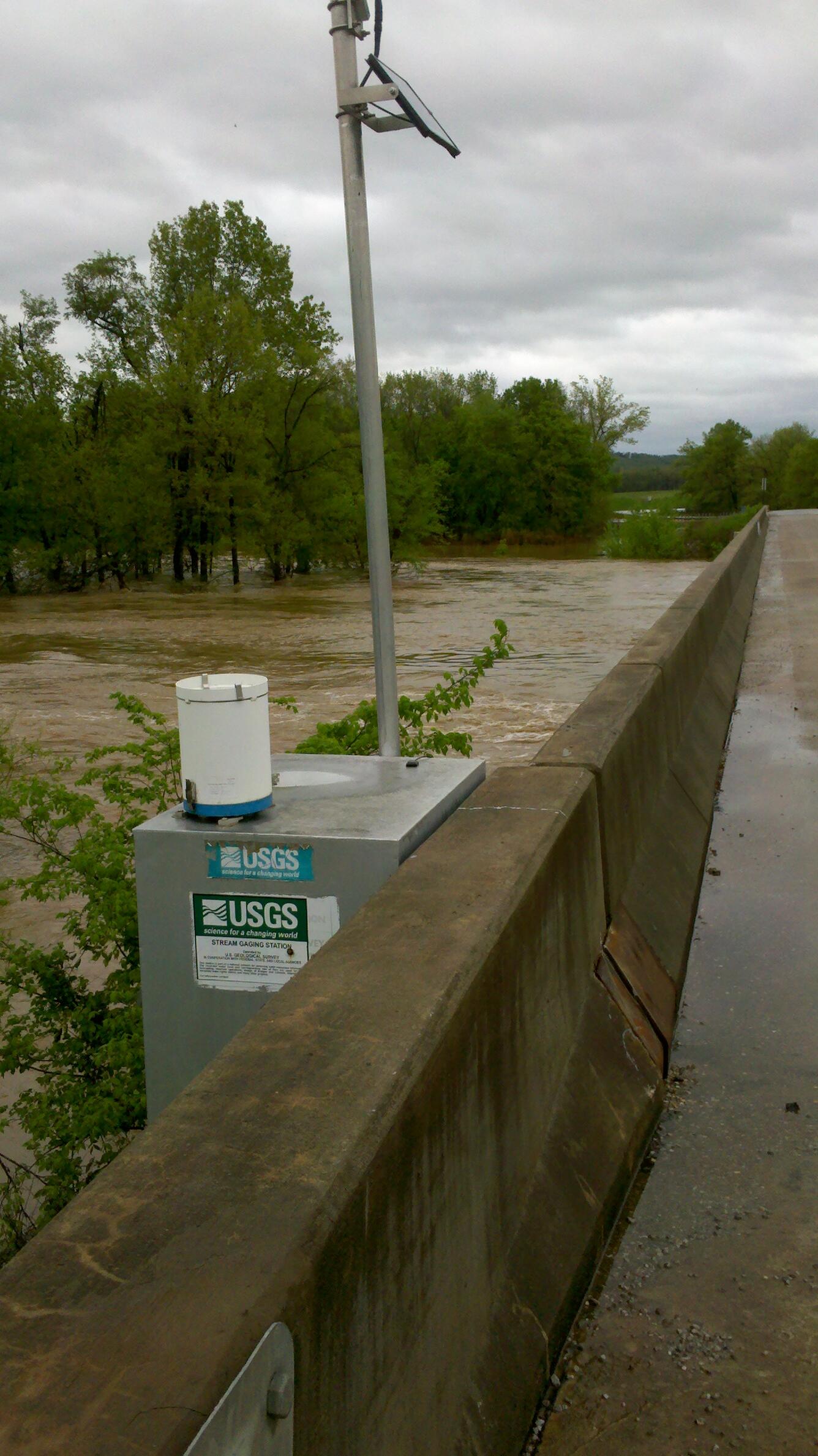 Flood of April 25, 2011, Highway 16 at Fayetteville, Arkansas