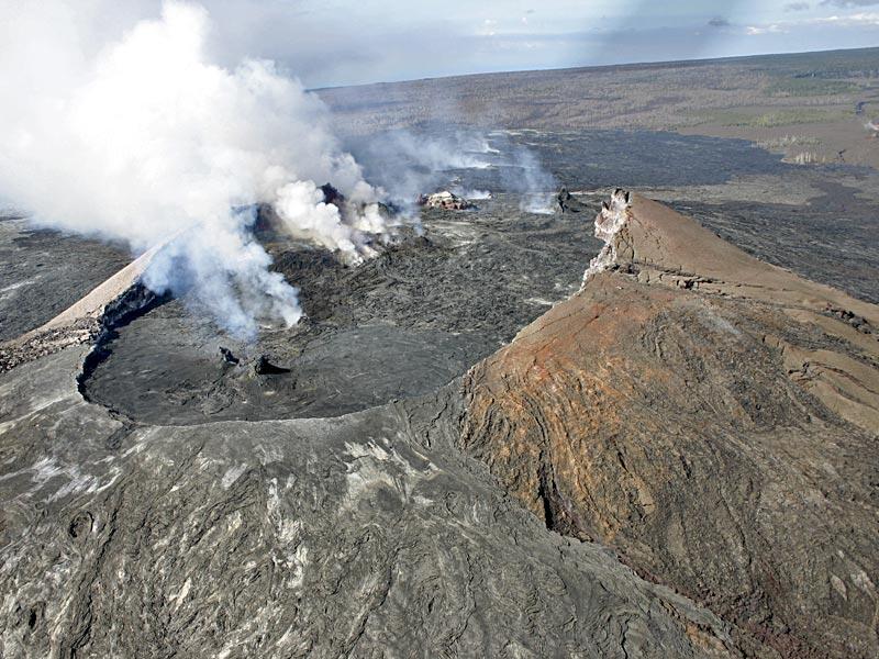 This is a photo of Pu`u `O`o's crater.