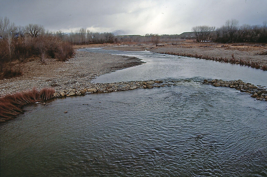 North Fork Gunnison River near Hotchkiss, March 2000