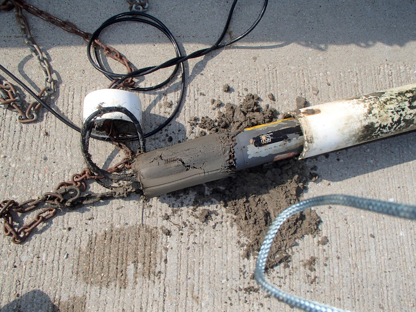 Water-quality sonde from Elkhorn River at Waterloo, Nebr.