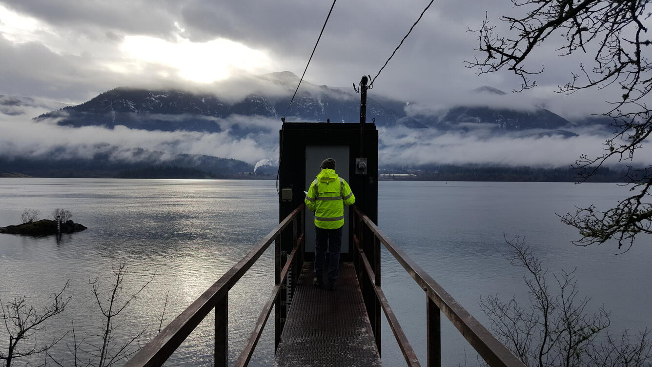 hydrologic technician at gagehouse