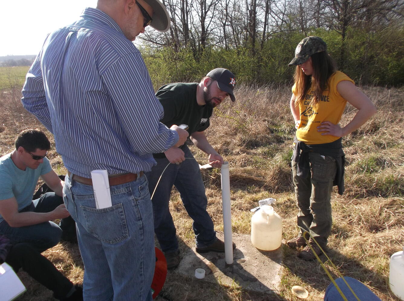 USGS scientists participate in a field class about collecting groundwater data using USGS standards and procedures. 