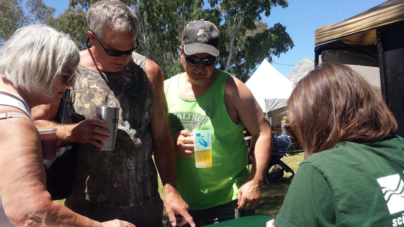 USGS employee speaks to public about waterfowl ecology