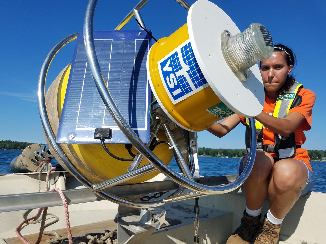 USGS Studies HABs and Water Quality in New York