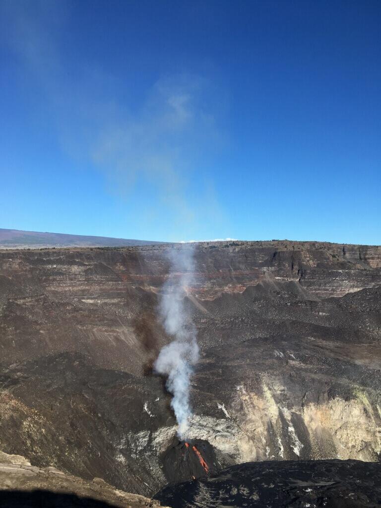 The western fissure vents remain active within Halema‘uma‘u crater, but have slightly decreased in eruptive vigor