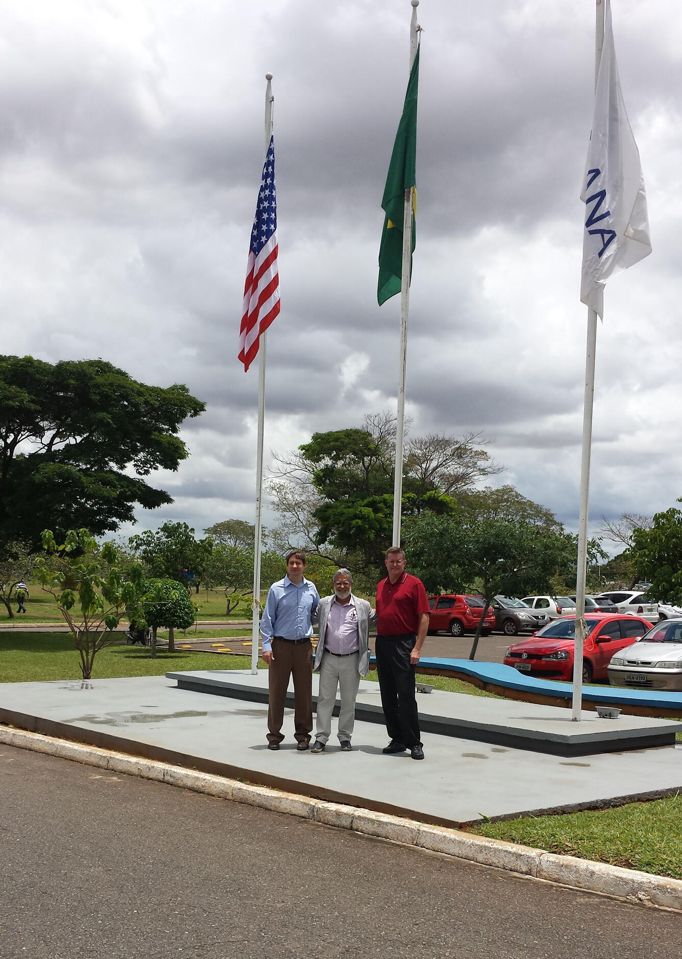 Christopher Smith (USGS), Frederico Peixhino (CPRM), Brian McCallum (USGS)