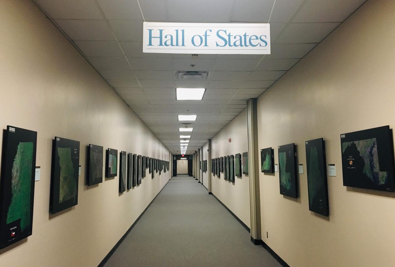 Color photo of Hall of State at USGS EROS Center